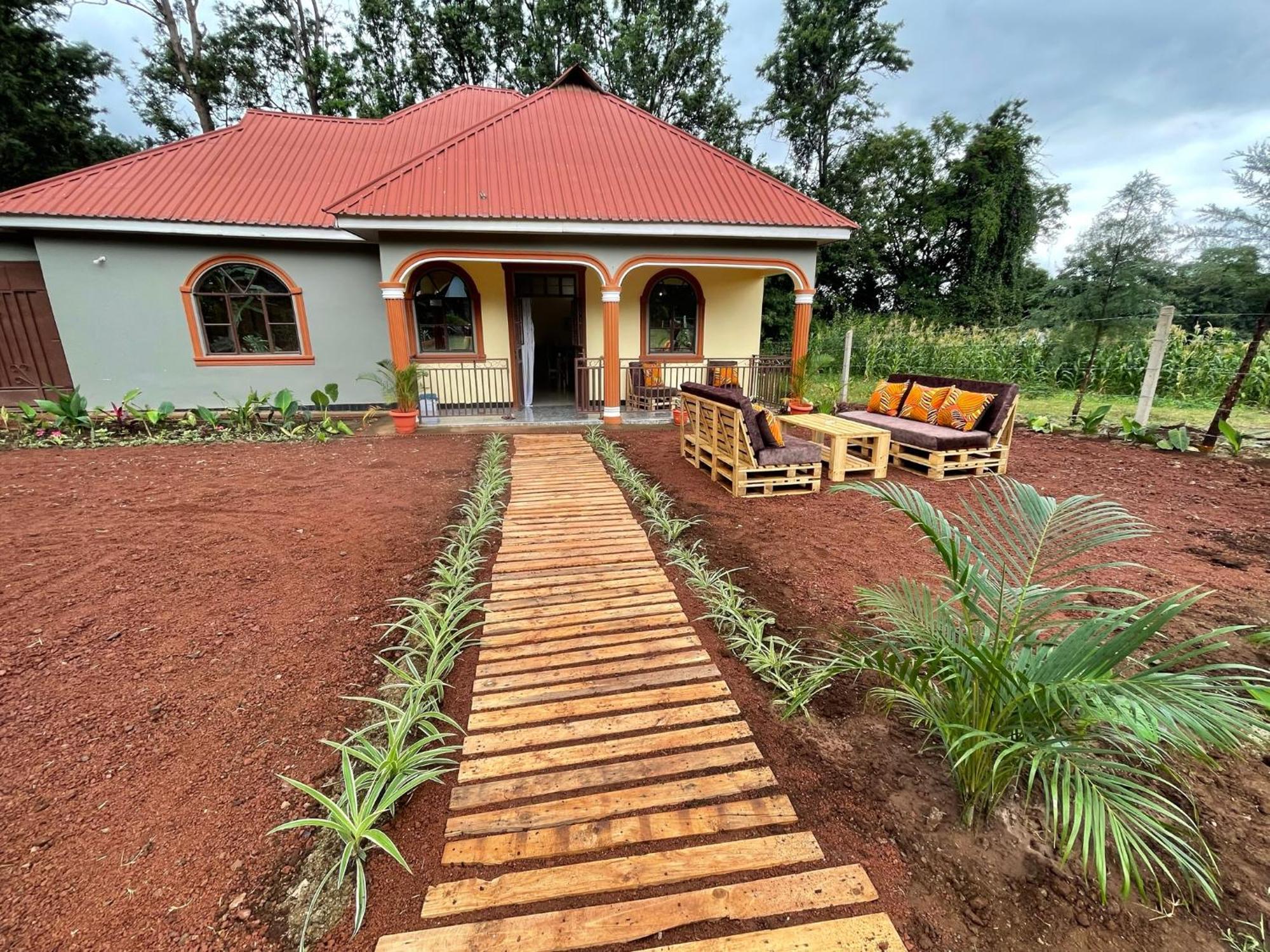 Home Feeling Kilimanjaro Moshi Exterior foto